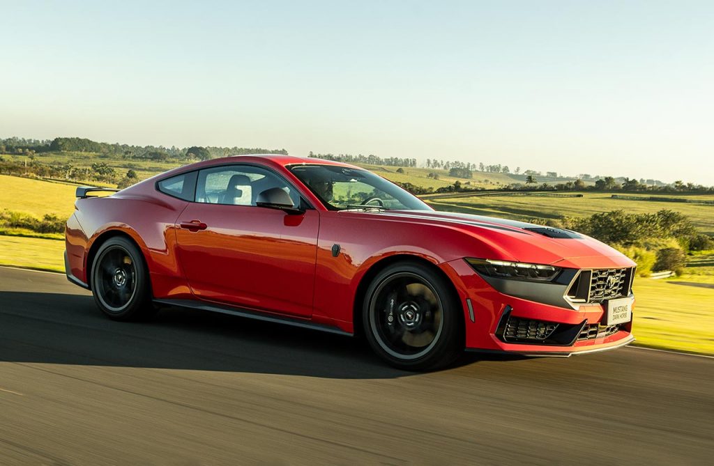 Ford Mustang Dark Horse