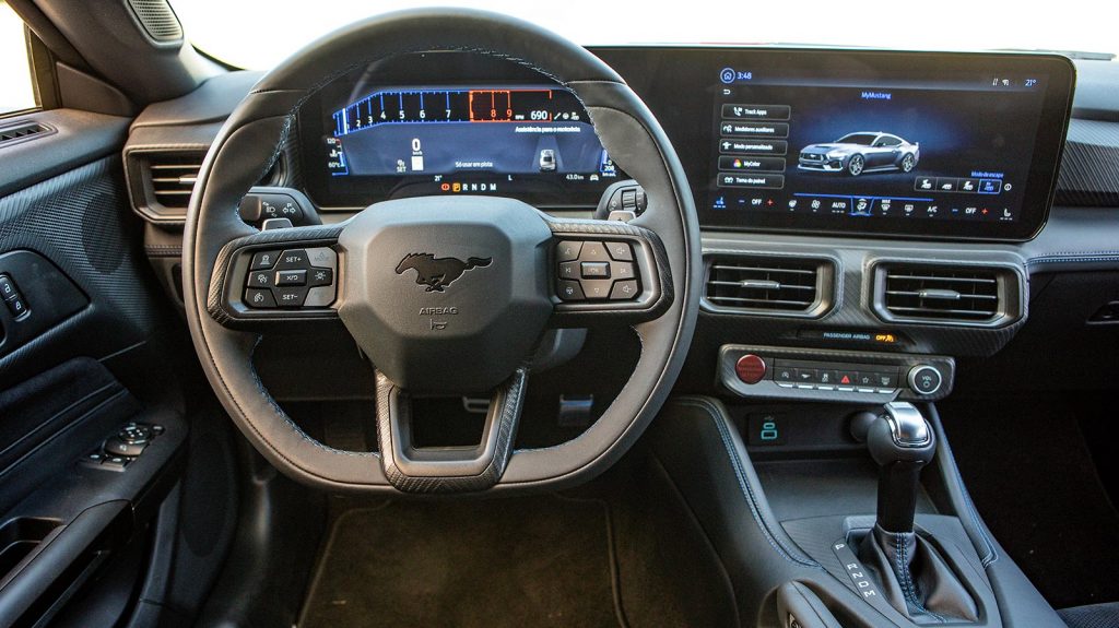 Ford Mustang Dark Horse