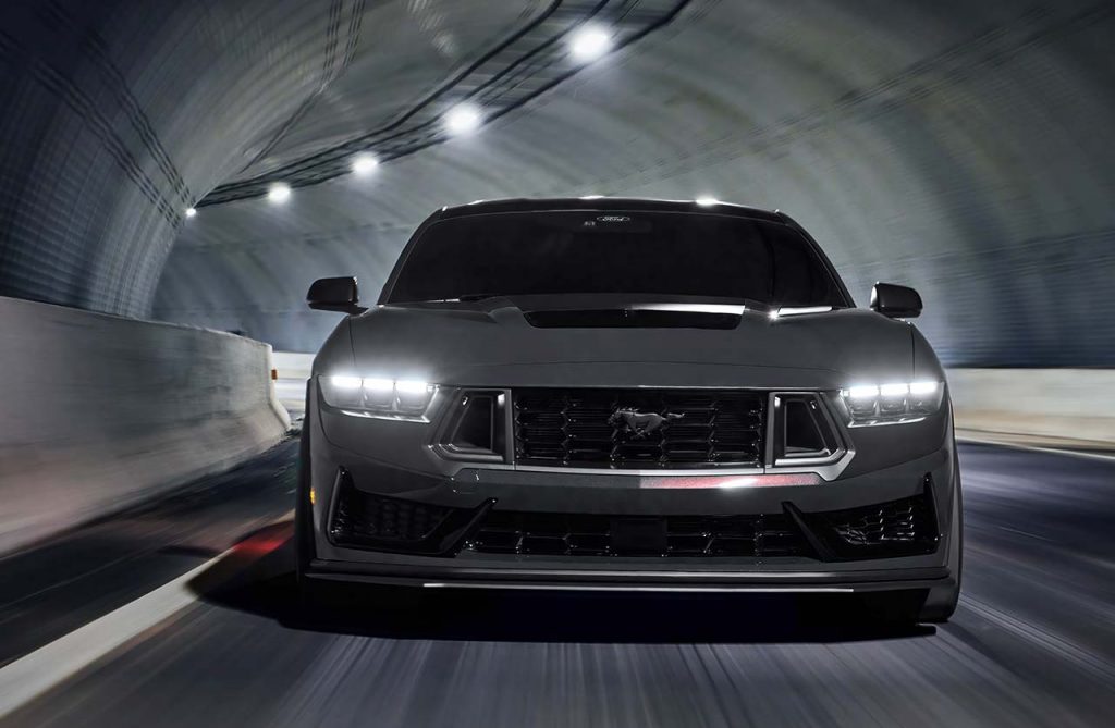 Ford Mustang Dark Horse