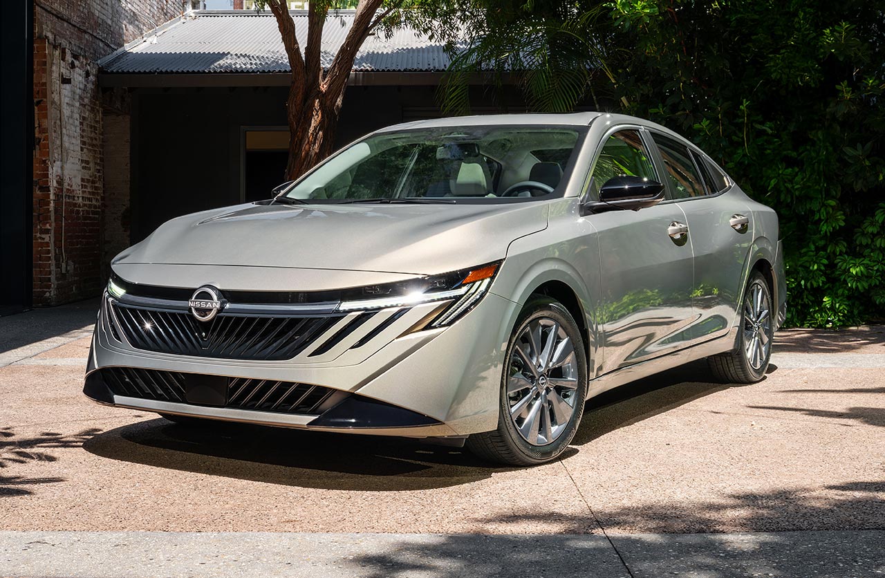 Nissan presentó la nueva generación del Sentra