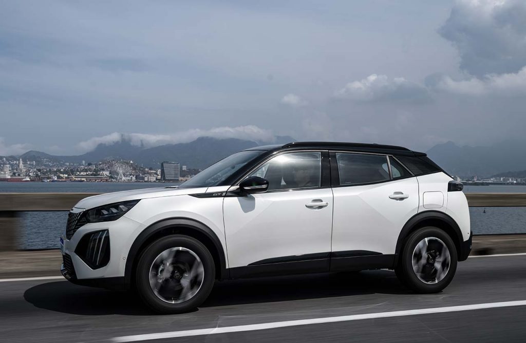 Peugeot 2008 híbrido