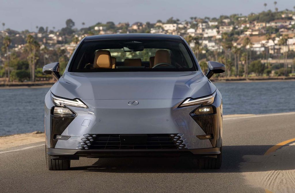 Lexus ES